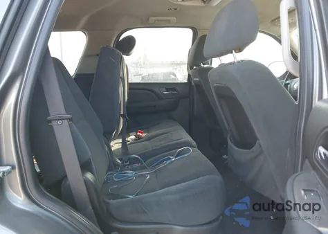 2007 Chevrolet Tahoe Ls из США, поврежденный, VIN 1GNFC13C67R351702